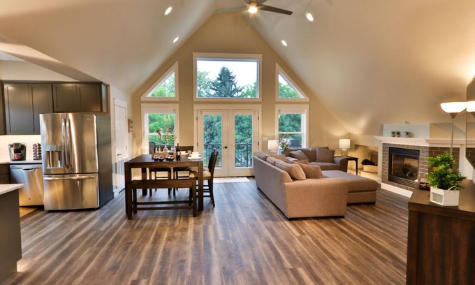College Place Apartment | The Parkview Loft 0.8 miles from Walla Walla University
