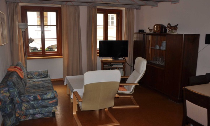 Altstadt Apartment | The parlor