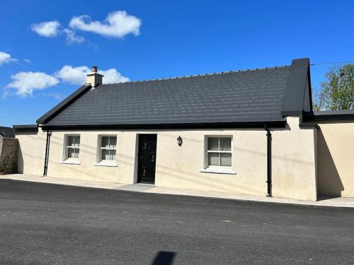 Roscoe House | The Parlour Cottage