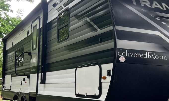 Glen Rose RV Rental | “The Paterfamilias” family rv, to campsite you reserve
