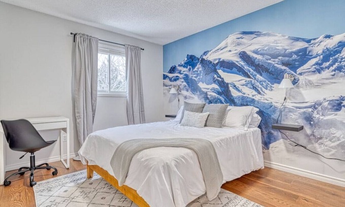 Collingwood House | The Peak - New Hot Tub Close to Blue Mountain