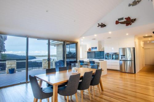 Broadwater House | The Peninsula