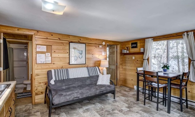 Brill Cabin | The Perch at Lincolnwood Resort