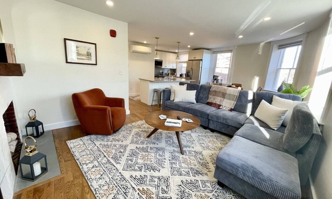 Portsmouth Apartment | The Perch on Penhallow, Downtown Portsmouth