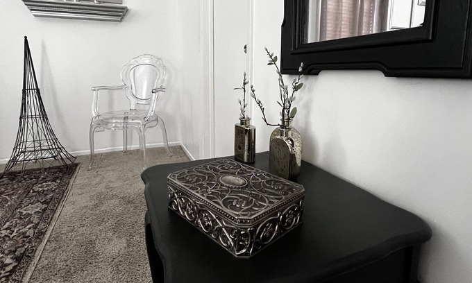 Knox - Henderson Apartment | The Perfect 2 bedroom apartment on McKinney Ave