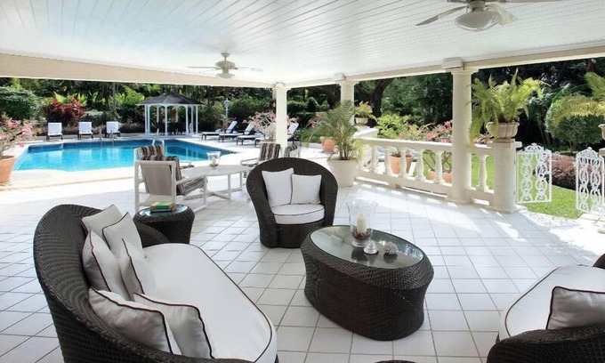 Prospect Villa | The perfect choice for families or groups of friends featuring 6 bedrooms
