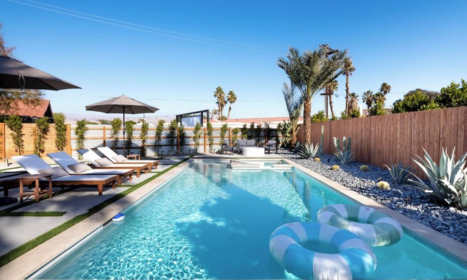 Bermuda Dunes House | The Perfect Desert Escape - Pool - Spa - Dogs - Close to All