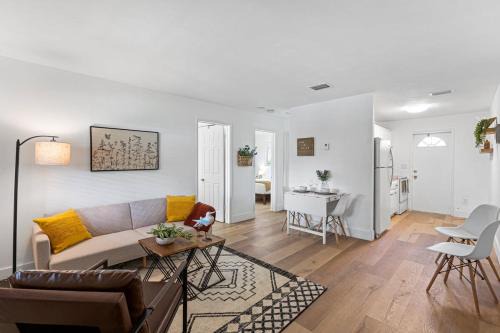 Lake Ridge Apartment | The Perfect Escape @Lake Ridge