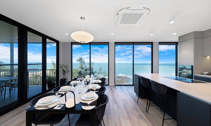 Zilzie Apartment | The perfect penthouse for a romantic getaway.