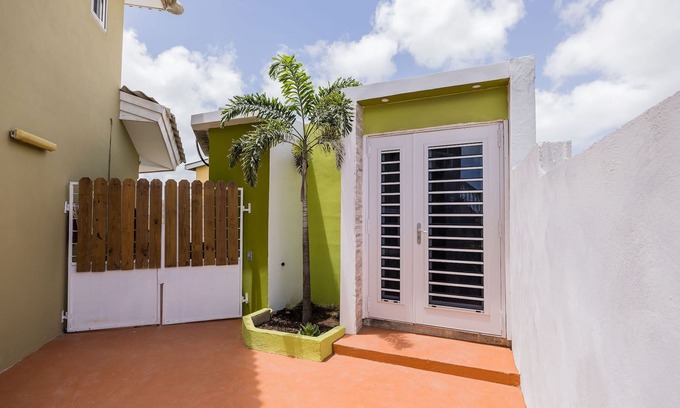Willemstad Apartment | The perfect Studio for a private stay at a central location in Curacao