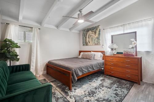 Santa Clarita House | The Perfect Vacation Spot Near Six Flags Magic Mountain