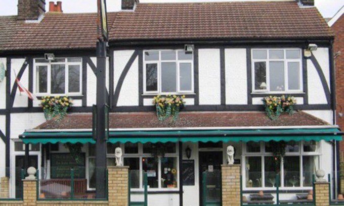 Dunstable Hotel | The Pheasant Inn