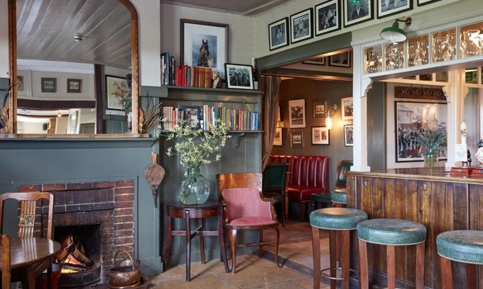 Shefford Woodlands Hotel | The Pheasant Inn