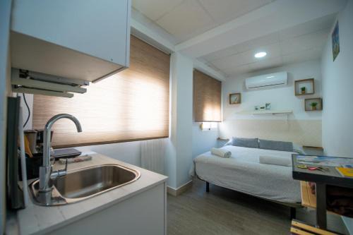 Perchel Sur Apartment | THE PHoTOGRAPHER ROOM