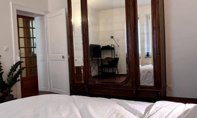 Nilvange Apartment | The pianists' stove (10 pl.)