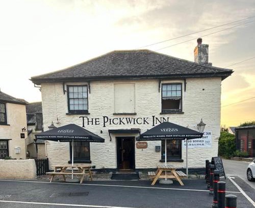 Saint Anns Chapel Hotel | The Pickwick Inn