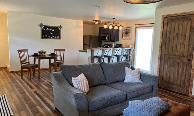 Chester House | The Piedmont Cabin - LPM