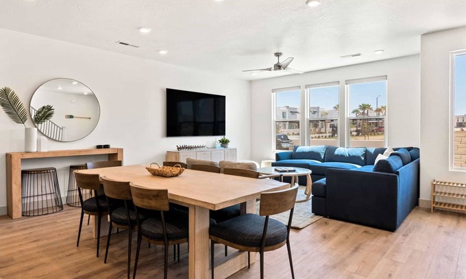 St. George House | The Piers At Desert Color: Desert Color Lagoon + Beaches