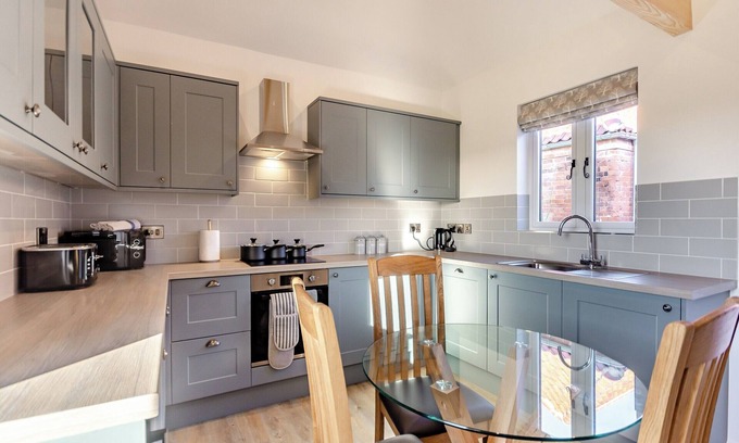 Kneesall Cottage | The Piggery is the perfect rural retreat just for four.