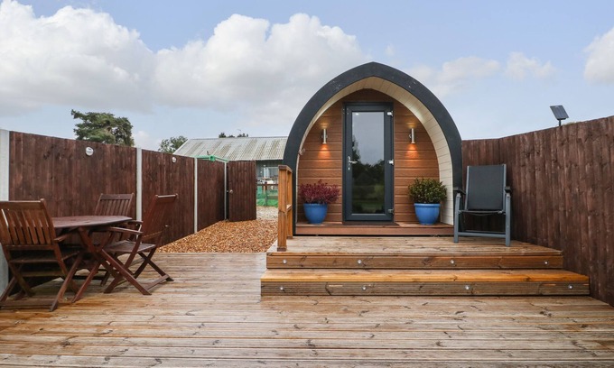 Kingstone Cottage | The Pod at Bank House Farm