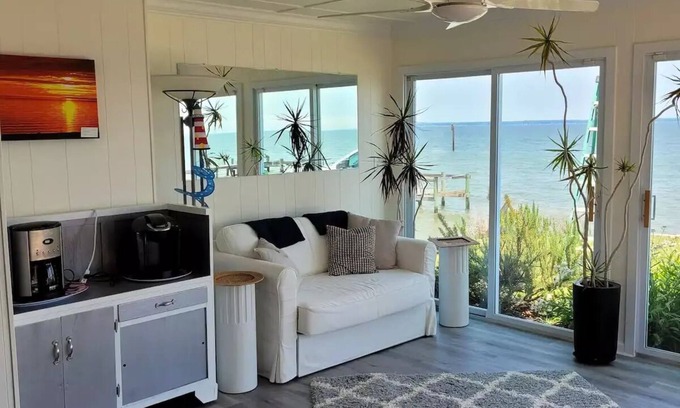 Hague House | The Point - Amazing views and private sandy beach