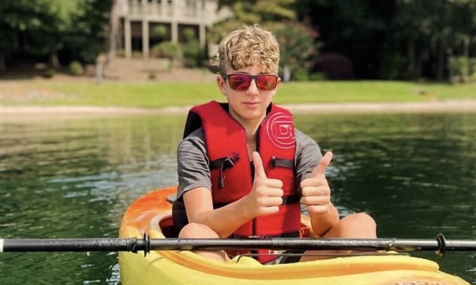 Salem Villa | The Poolside Villa- 2queen bd, lake Keowee, golf,hike,waterfalls, near Clemson,