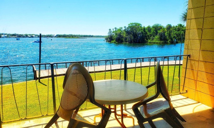 Springs at Kings Bay Hotel | The Port Hotel & Marina