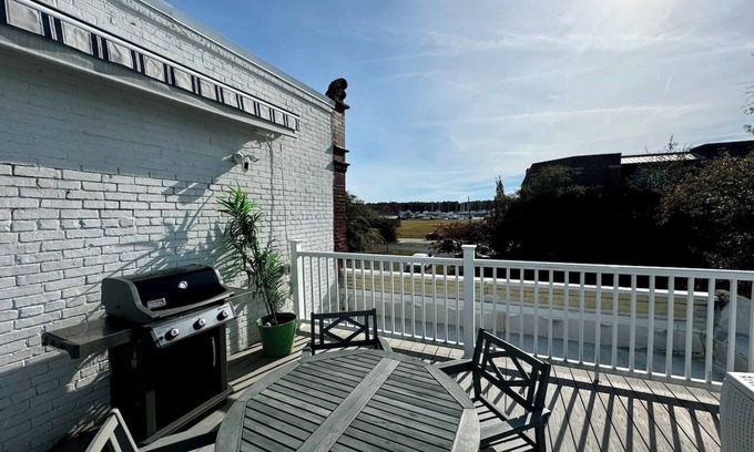 Cape Charles Condo | The Portal - Your Stay Above Mason Avenue’s Best