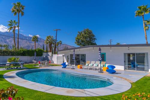 Palm Springs House | The Portrait House A Mid Century Hangout