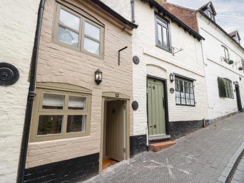 Bridgnorth House | The Postage Stamp