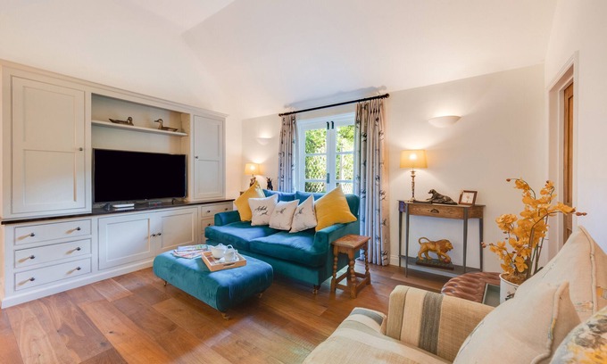 Chevington House | The Potting Shed - One Bedroom House, Sleeps 2