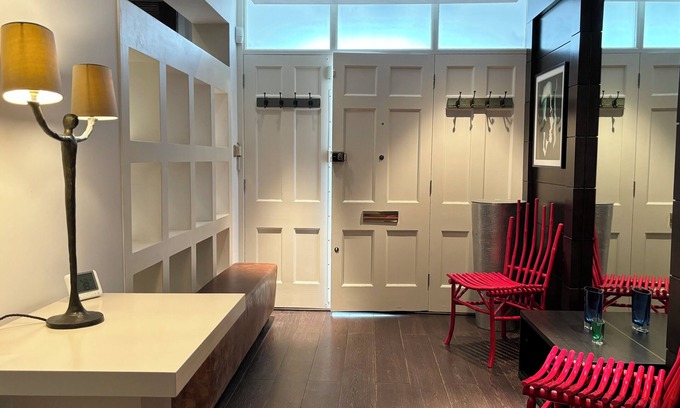 South Kensington House | The Princess Apartment