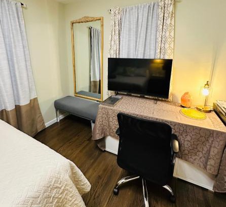 Yardville-Groveville House | The Princeton Three Cozy 3BR Retreat, BBQ Patio