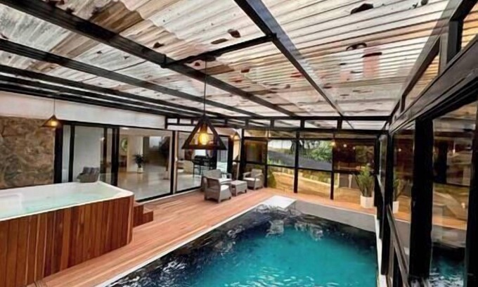Lalinde Villa | The Provenza Mansion by Lleras Park in El Poblado