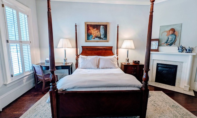 Buena Vista Hotel | The Putnam Room at The Town House Inn