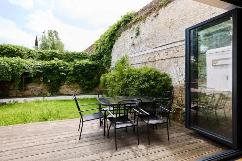 Putney Apartment | The Putney Wonder - Dazzling 3BDR Flat with Garden