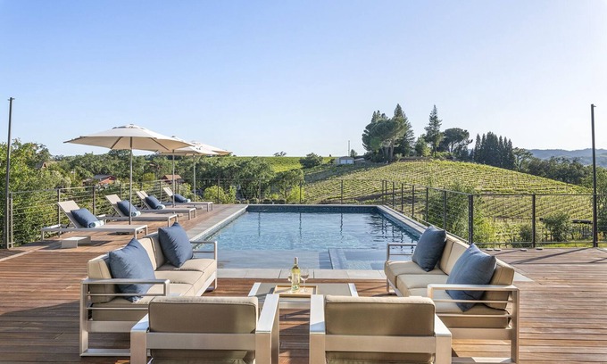 Windsor House | The Quails Crossing-Healdsburg Vineyard Home