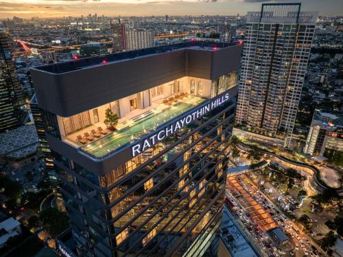Chatuchak Hotel | The Quarter Ratchayothin by UHG