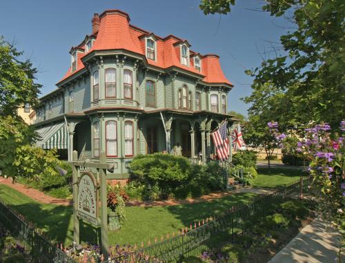 Cape May Bed & Breakfast | The Queen Victoria