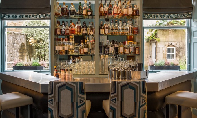 Upper Town Hotel | The Queensberry Hotel