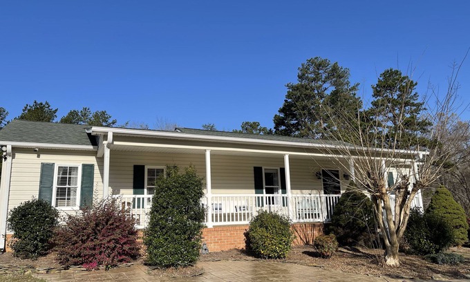 Thomasville House | The Quiet Getaway