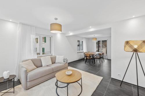Neuhausen am Rheinfall Apartment | The R Apartment Rheinfall - central free parking