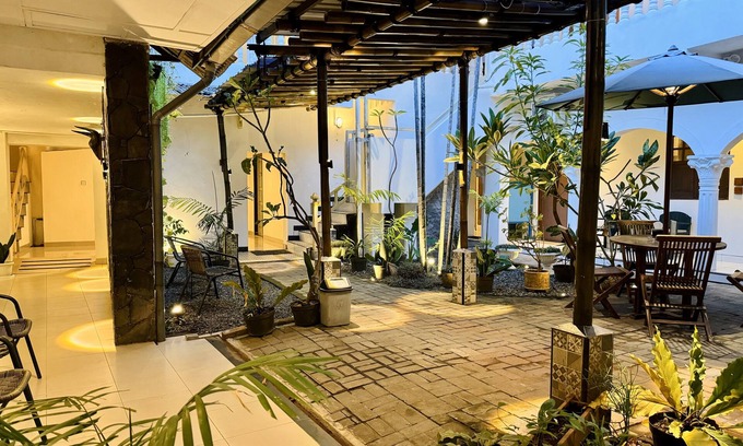 Semarang Utara Hotel | The Raden Patah Heritage Kota Lama