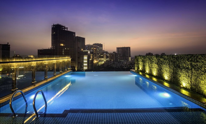 Banani Hotel | The Raintree Dhaka