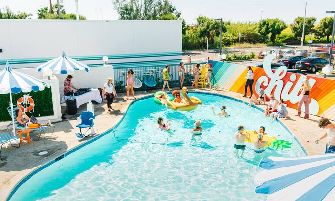 Lincoln Acres Hotel | The Rambler