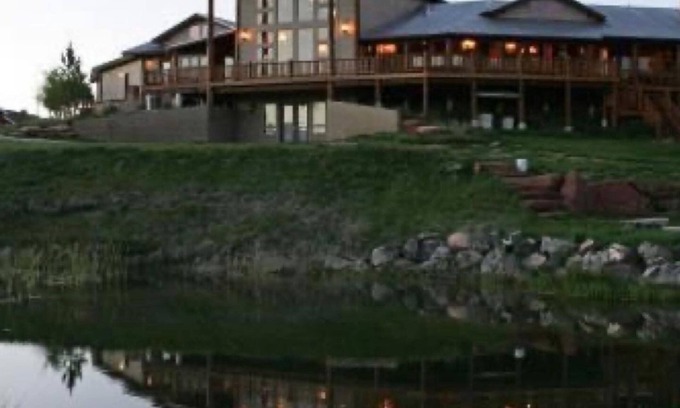 Alton House | The Ranch at Wild Rose near Zion and Bryce - Lodge and three guest cabins