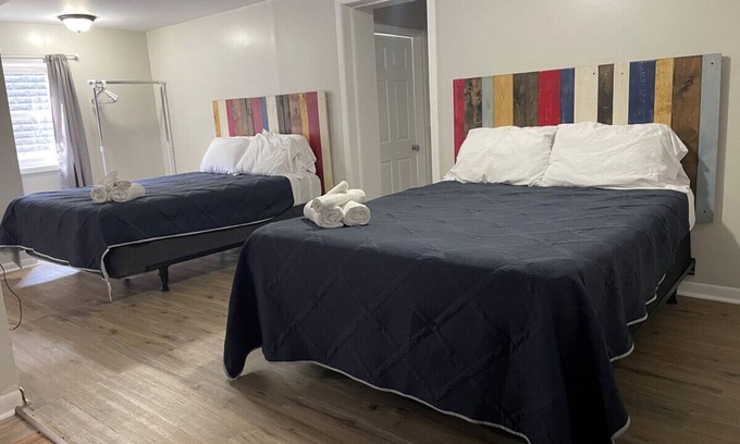 Fox Lake Apartment | The Randolph Hotel Apt 401 with Lakeview