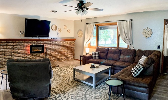 Webster Springs House | The Raven Retreat on the River — Mountain Views & Pet Friendly!