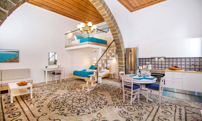 Kallithea House | The red door in Koskinou - Traditional Arch house with modern lines 00000013959