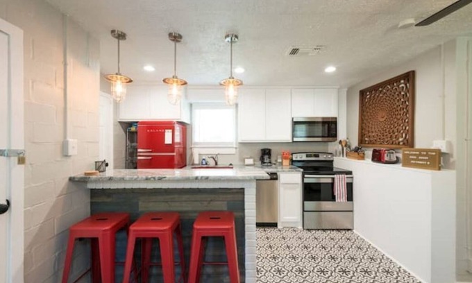 Denton House | The Red Door Retreat